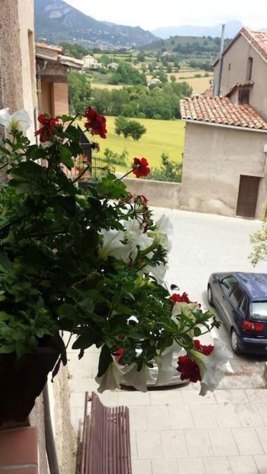 El Niuet De Cal Cacuet, La Teva Escapada Rural. Apartment Avia ภายนอก รูปภาพ
